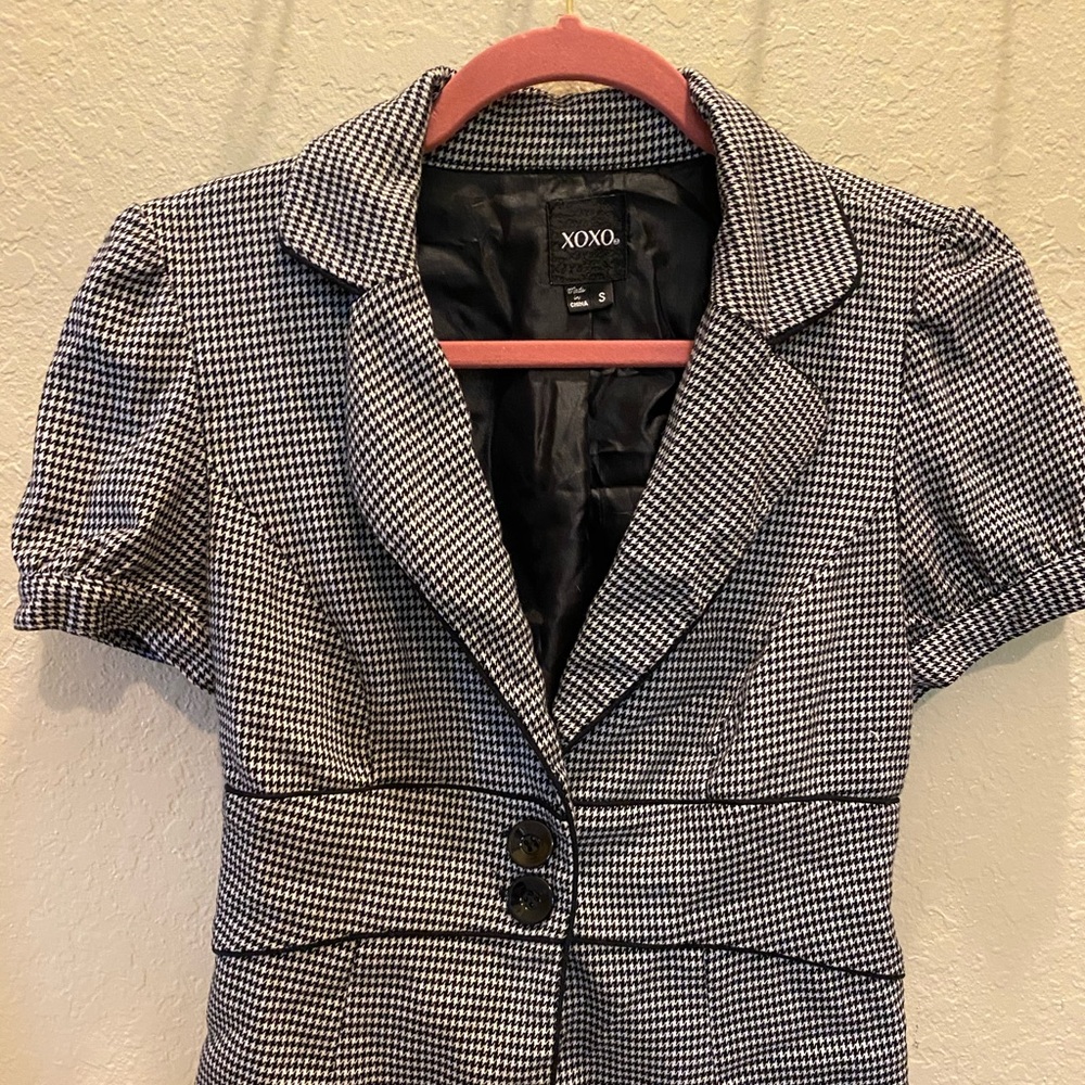 Blazer with short sleeves by XOXO